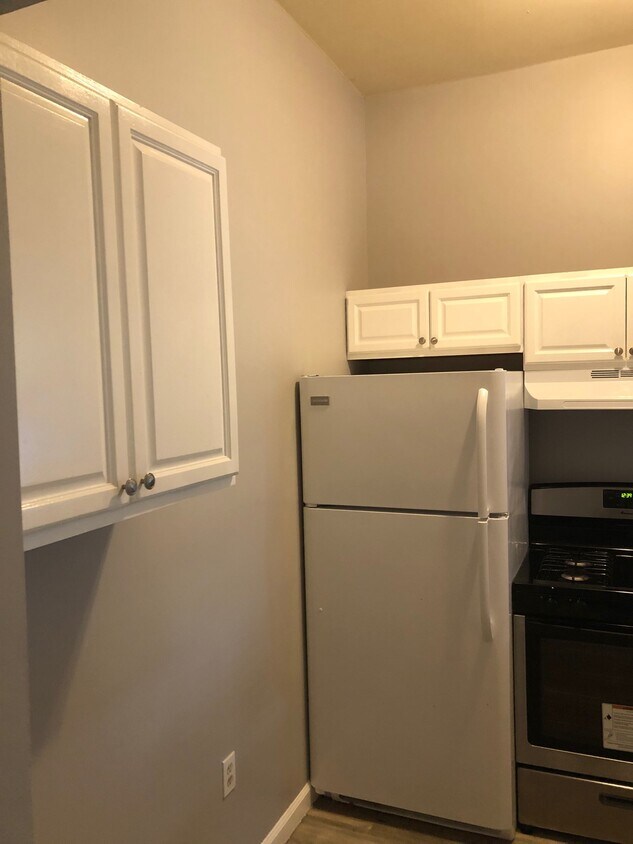 Foto principal - 4801 Longshore Ave