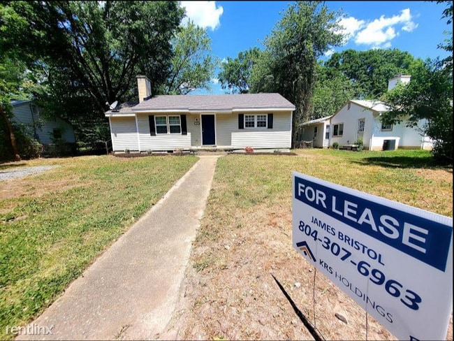 Building Photo - 3 br, 1 bath House - 1922 Oak Hill Ln