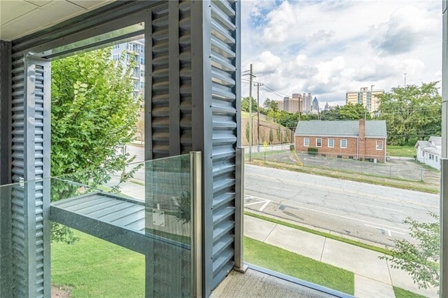 Foto del edificio - 472 Martin St SE