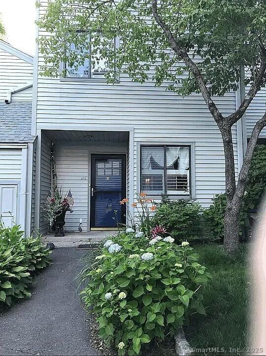 Foto principal - 11 Talcott Forest Rd