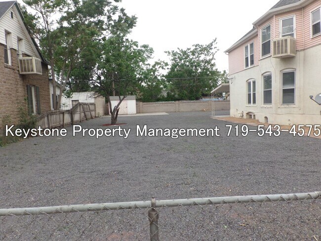 Foto del edificio - ALL Utilities Included with Rent! South-si...