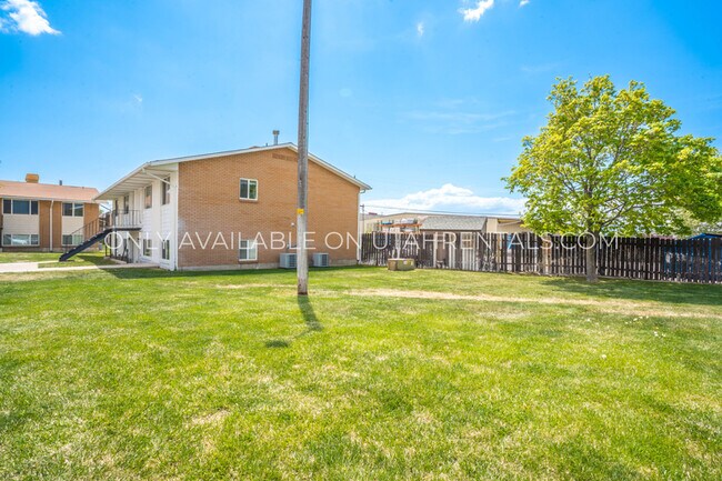 Foto del edificio - 657 N 100 W