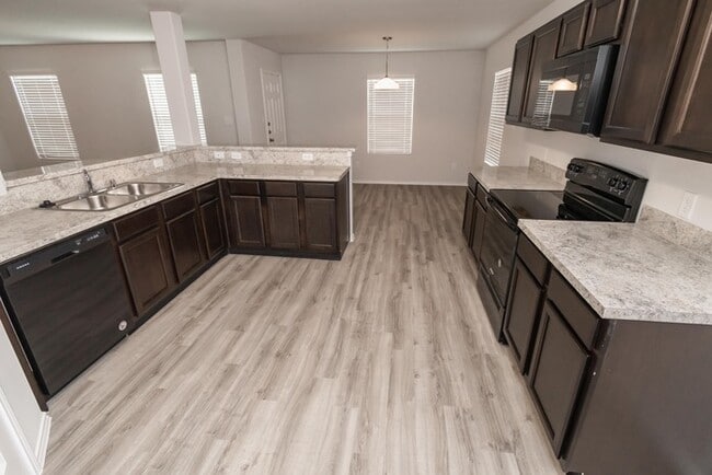 Building Photo - Alamosa Springs - 5730 Paseo Place, Bryan,...