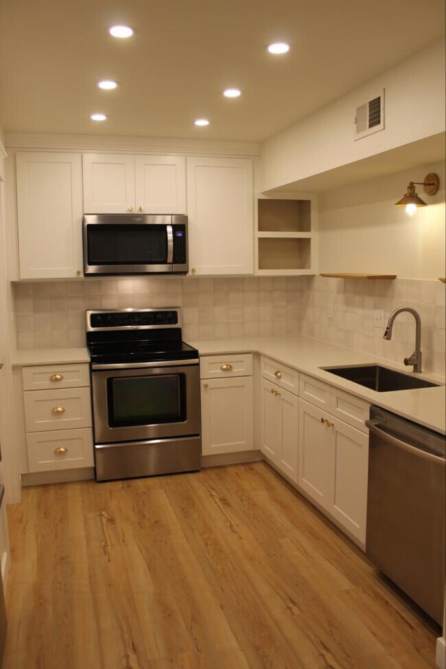 Photo - 1508 Theresa Dr Townhome