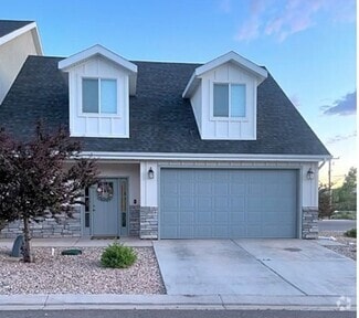 Building Photo - 1579 W Pyrite Ln