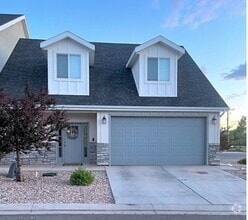 Building Photo - 1579 W Pyrite Ln
