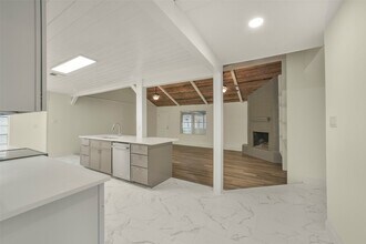 Building Photo - 23122 Whispering Willow Dr
