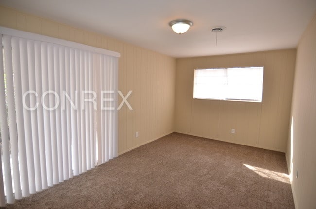 Building Photo - 3010 Bobben Ct