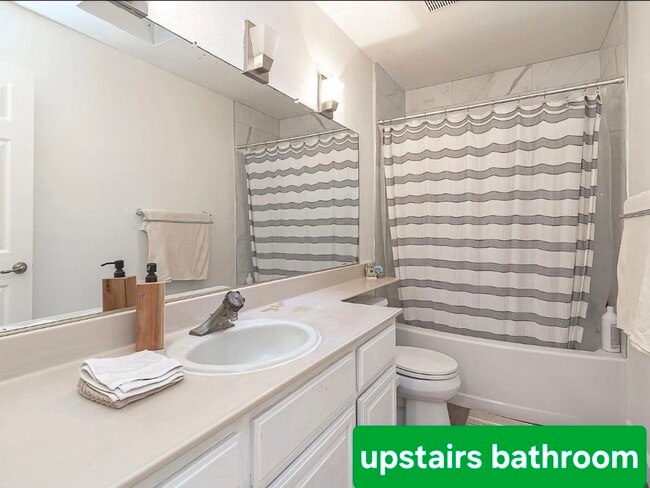 Foto del edificio - 501 Rose Ave