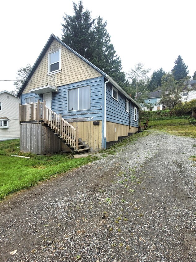 Photo principale - 1333-1336 6 Ave E