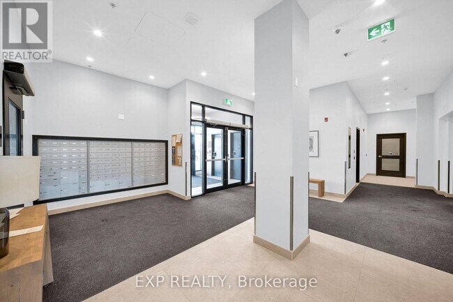 Building Photo - 1350 Hemlock Rd