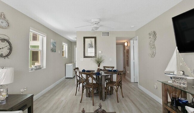 Foto del edificio - 2600 N Surf Rd