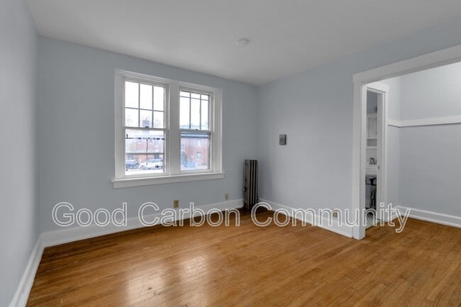 Foto del edificio - 870 Lafayette Ave