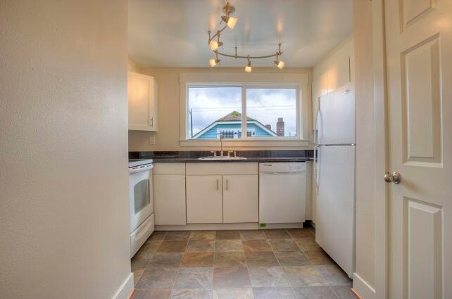 Foto del edificio - 3208 McClintock Ave S