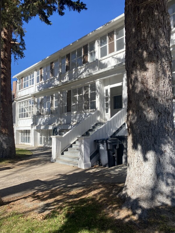 Foto principal - 7 Wardell Ct