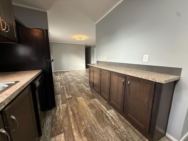 Building Photo - 11853 Cascade Cir