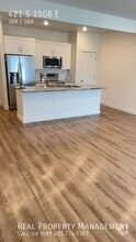 Building Photo - 421 1508
