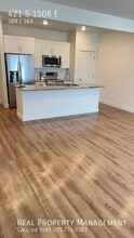 Building Photo - 421 1508
