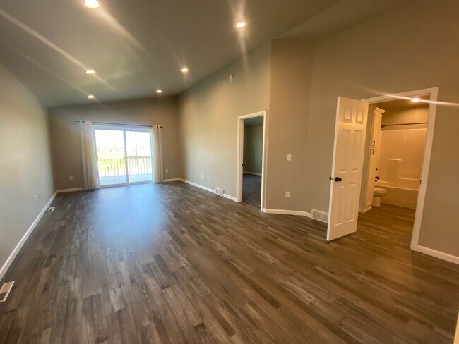 Foto del edificio - 3 bdrm/2 bath SOUTH FARGO HOME - For Rent!