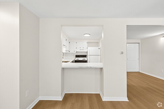 2BR, 1.5BA - 850SF - Dining Area - Thurber Apartments