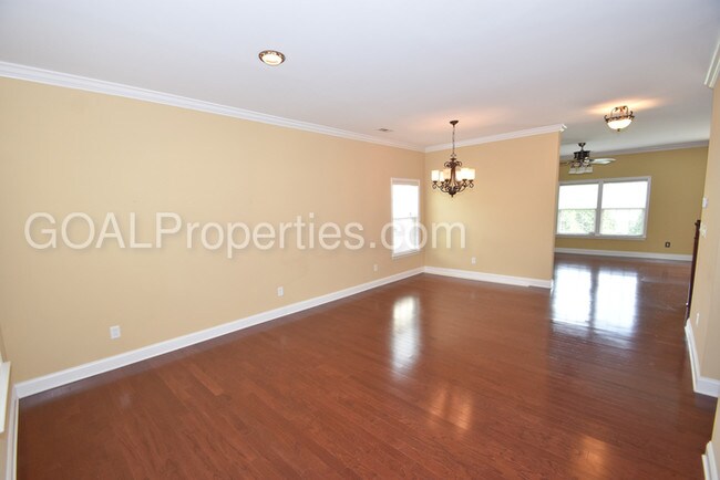 Foto del edificio - ONE MONTH FREE!*
