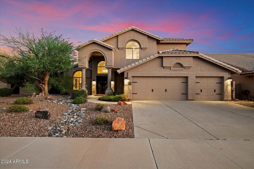 Foto principal - 9553 E Nittany Dr