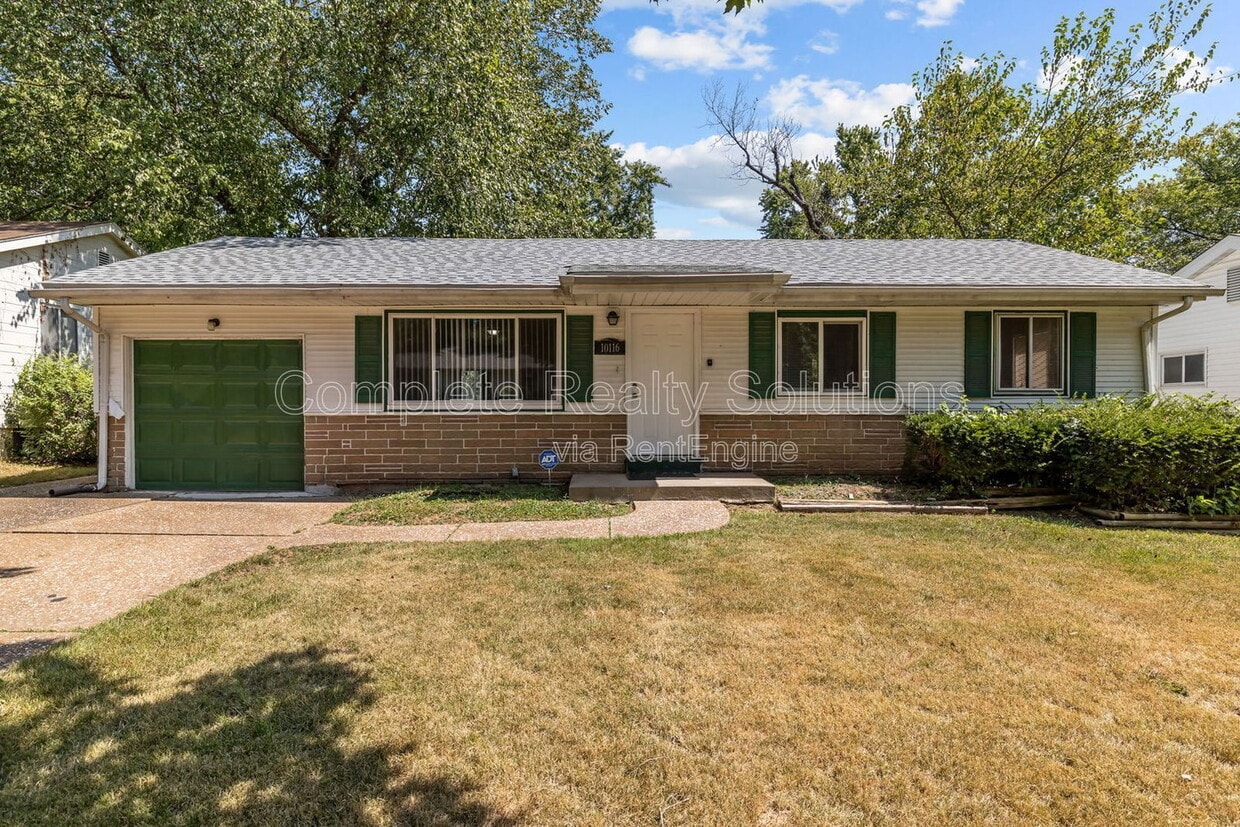 Foto principal - 10116 Crown Point Dr
