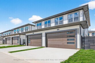 Building Photo - 10719 Mason Rd