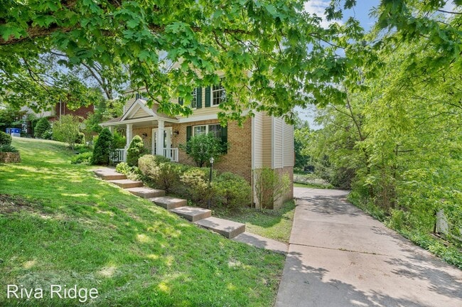 Foto del edificio - 3 br, 2 bath House - 97 Sheldon Avenue