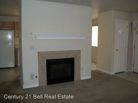 Building Photo - 4002 Cheyenne St