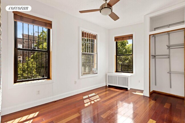 Foto del edificio - 442 St Marks Ave