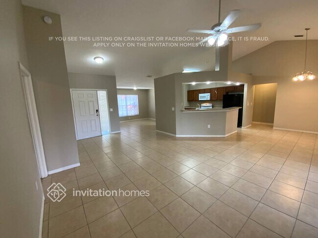 Building Photo - 4819 Balsam Dr