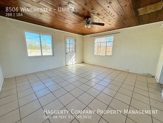 Building Photo - Lower Valley El Paso 2 bed with Refrig A/C
