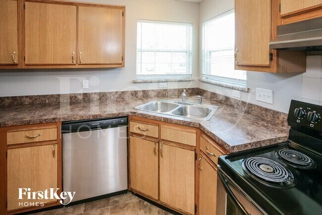 Foto del edificio - 5354 Traditions Rd
