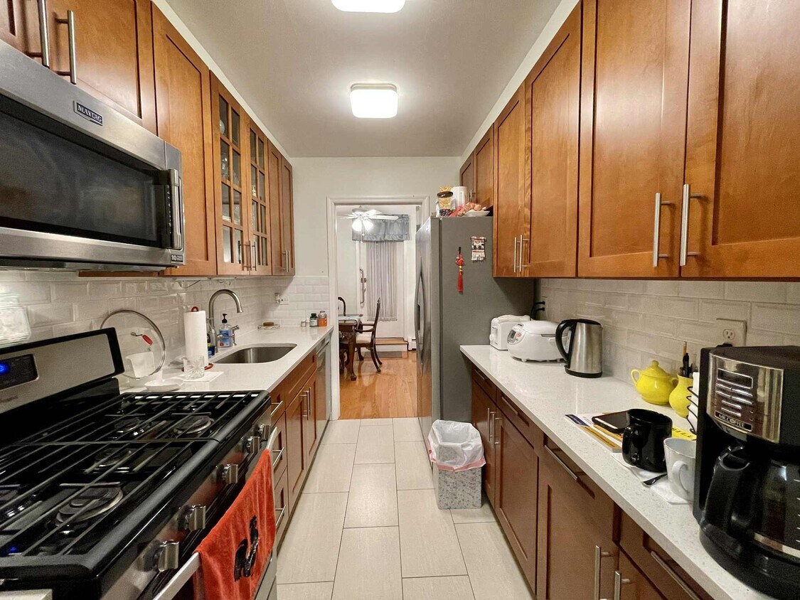 Foto del edificio - 14055 34th Ave