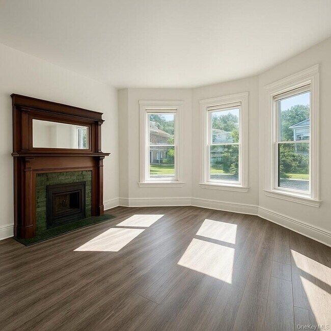 Building Photo - 103 South Ave