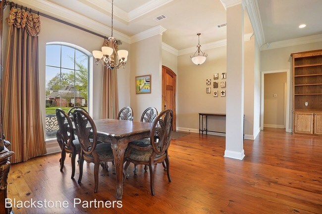Building Photo - 4 br, 3 bath House - 12468 Legacy Hills Dr