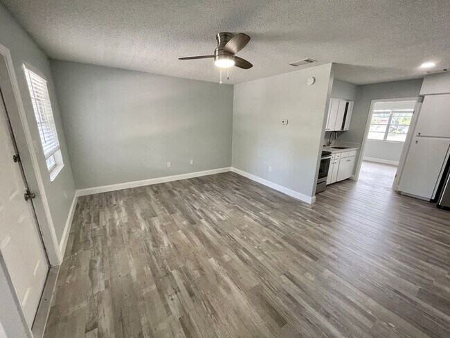 Building Photo - 5305 N Boulevard