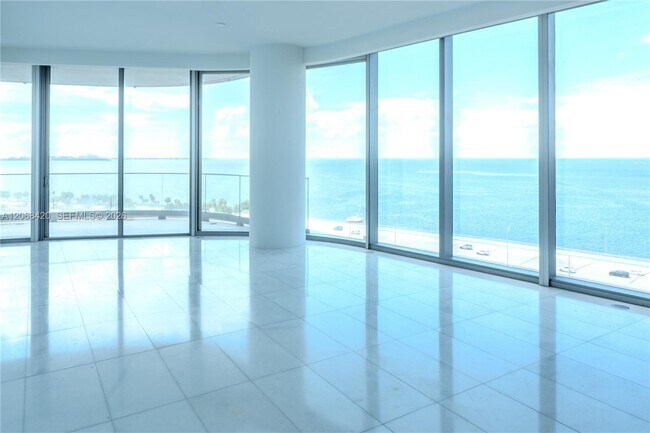 Foto del edificio - 175 SE 25th Rd