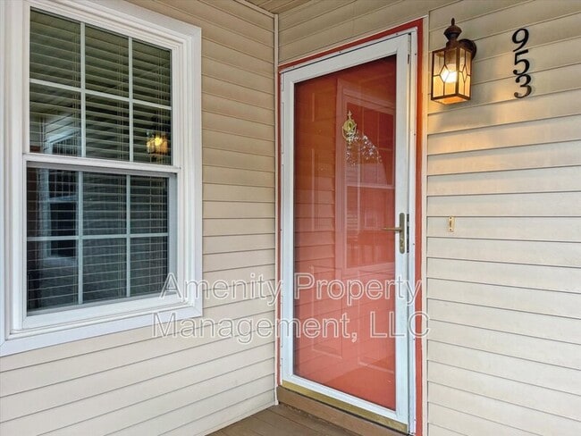 Building Photo - 953 Gas Light Ln