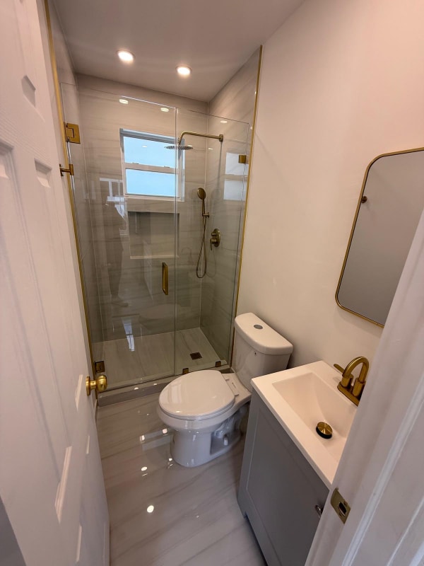 Foto del edificio - 2175 NE 170th St