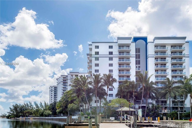 Foto del edificio - 5085 NW 7th St