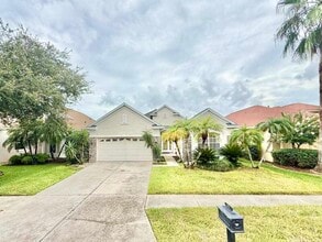 Building Photo - 9512 Greenpointe Dr
