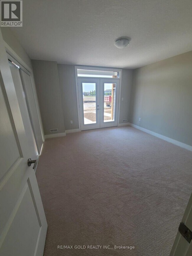 Photo du bâtiment - 177 Edgevalley Rd