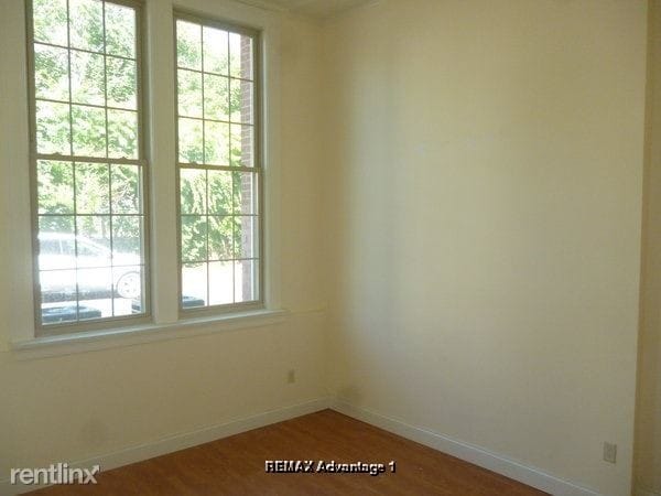 Building Photo - 2 br, 1 bath Condo - 13 Dartmouth St