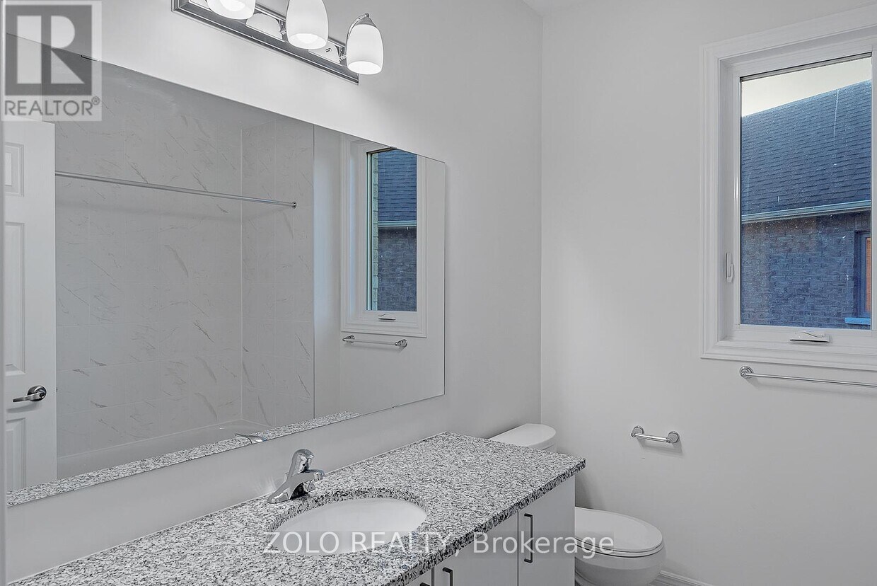 Building Photo - 79 Bayardo Dr