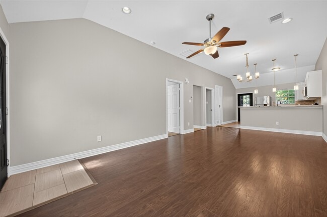 Building Photo - 2509 Moreau St