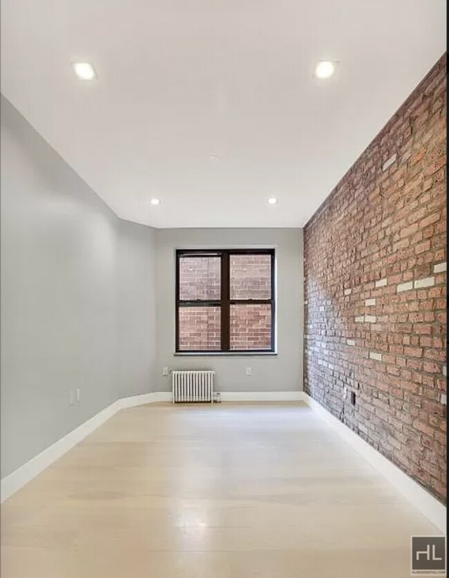 Building Photo - Stanton Street