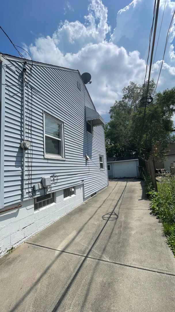 Building Photo - 3 bd house in Parma