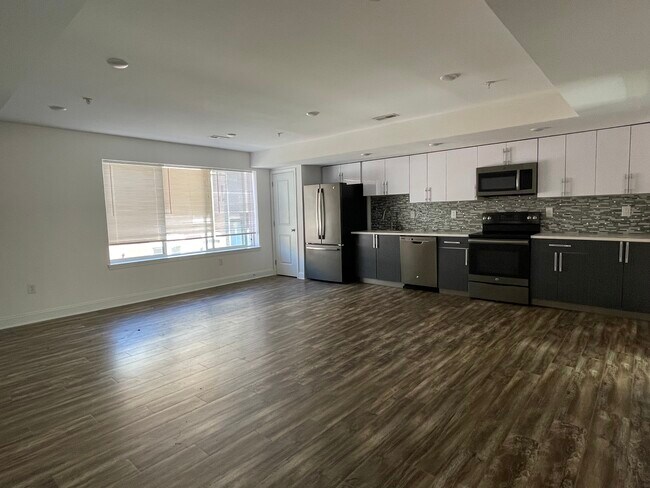 Foto del edificio - 1257 N Newkirk St